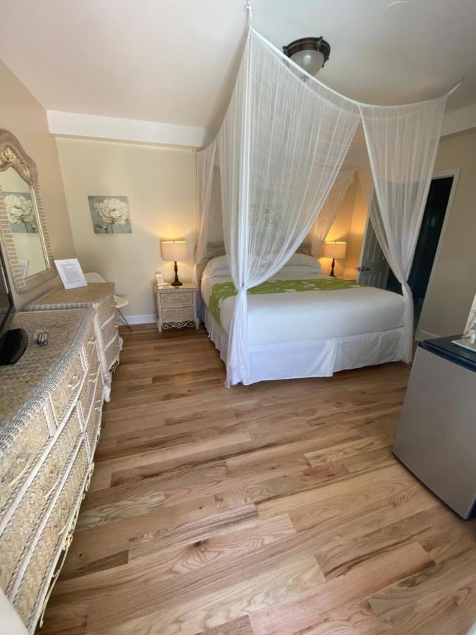 مبيت وإفطار كي وست Duval Gardens المظهر الخارجي الصورة